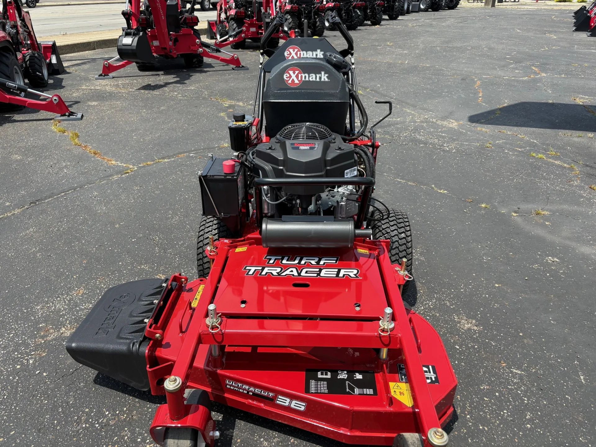 2025 Exmark Turf Tracer S-Series 36" Deck Turf Tracer S-Series 36" Deck - Photo 2