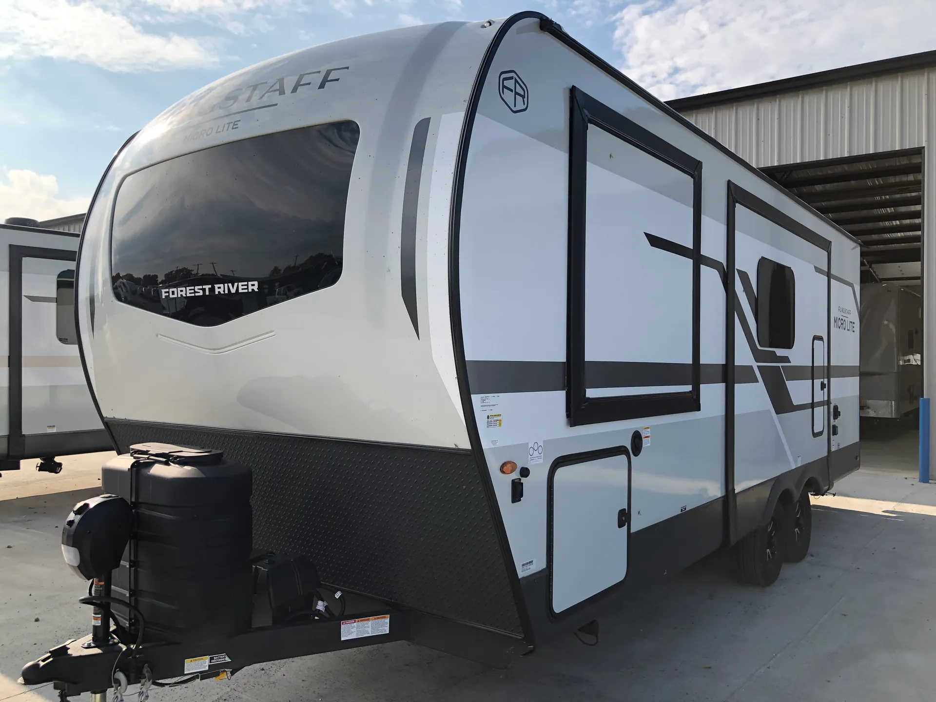 2026 Forest River Flagstaff Micro Lite 25BSDS — Photo 5