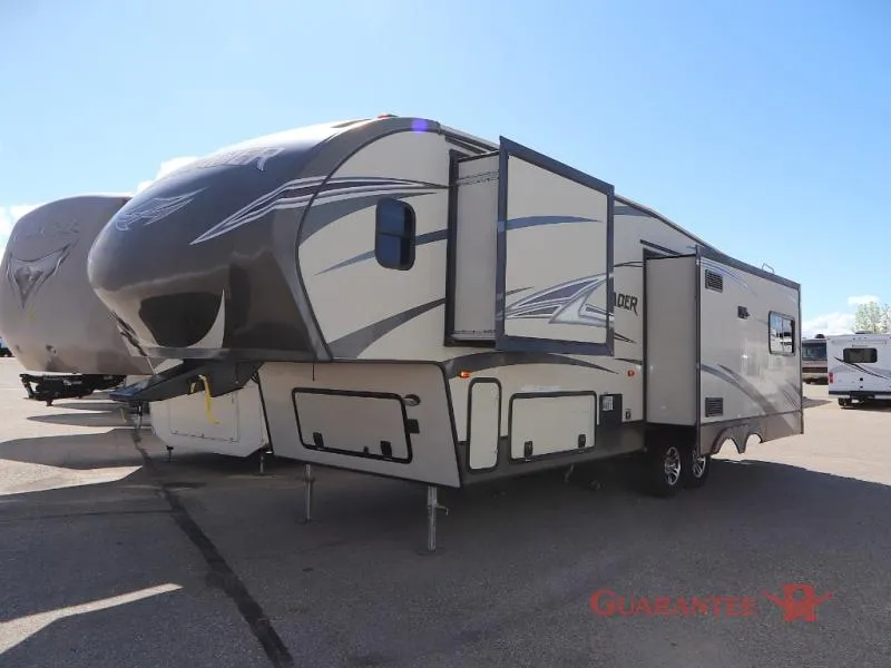 2016 Prime Time RV Crusader 294RLT - Photo 3