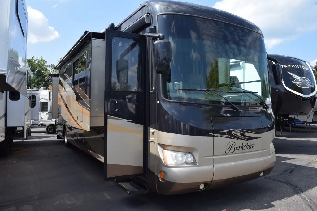 2014 Forest River Berkshire 390 FL - Photo 3