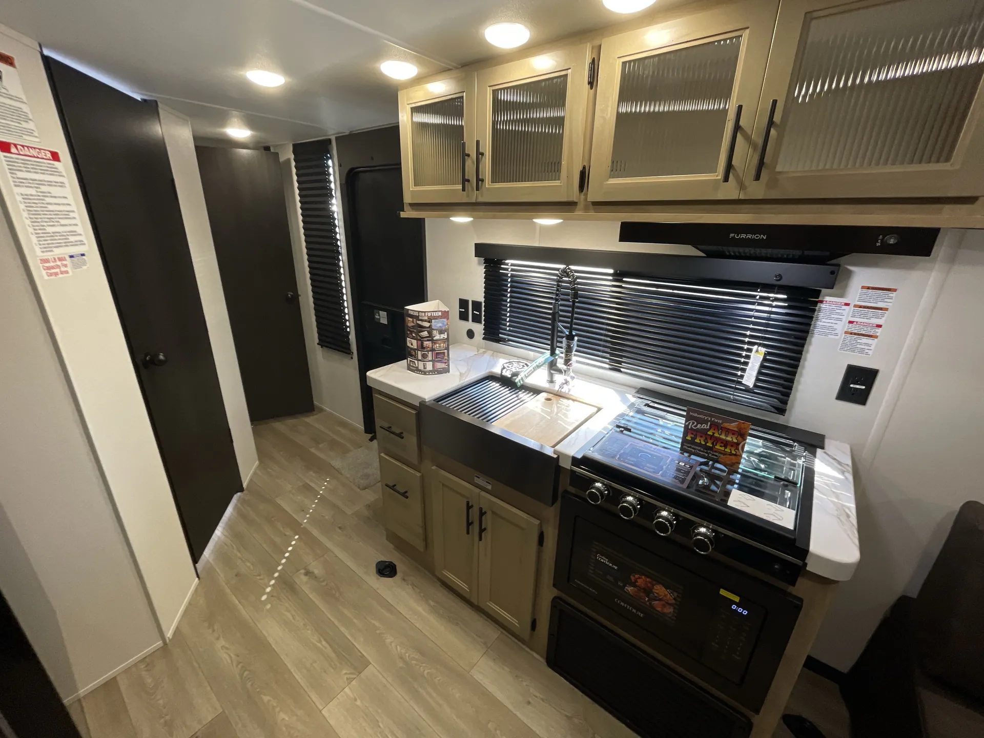2027 Forest River Cherokee Grey Wolf 22RR — living area main