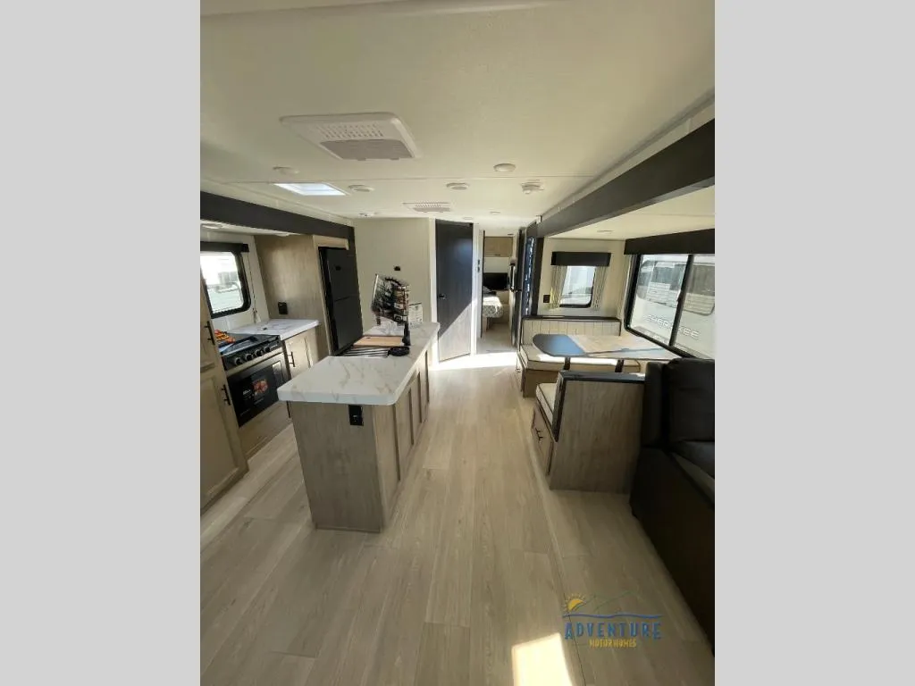 2026 Forest River Cherokee Wolf Den 273XLK - Photo 4