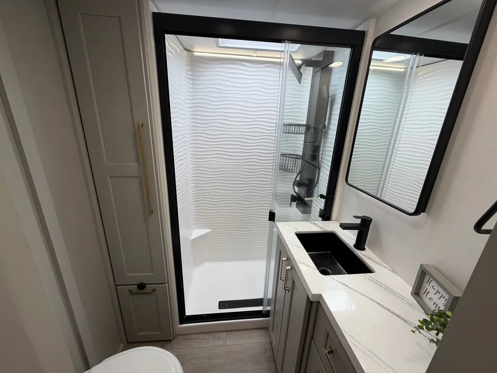 2026 Brinkley Model G 3970, Photos photo 49