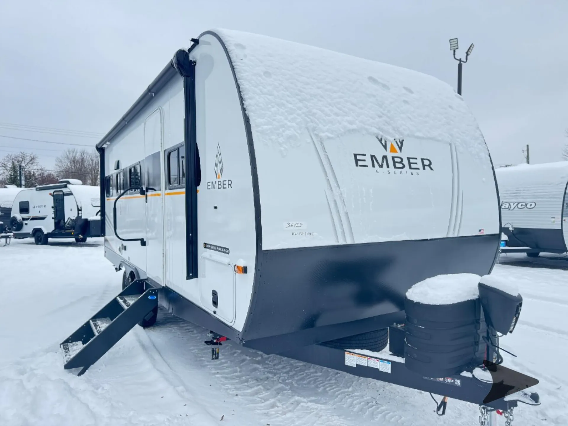 2026 Ember RV E Series 21RKE - Photo 3