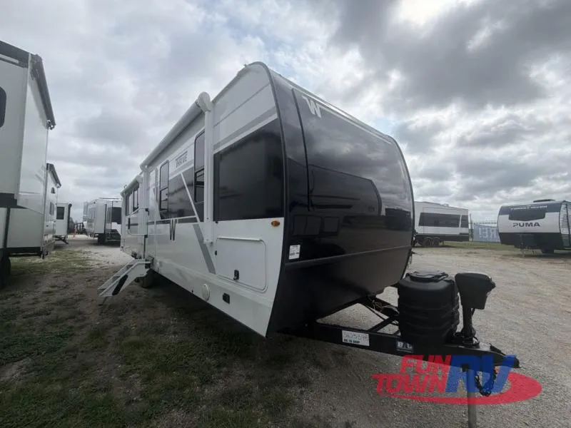 2026 Winnebago Thrive 29RLO - Photo 2
