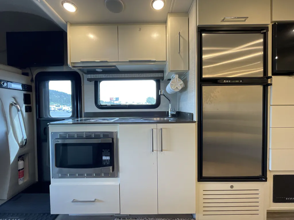 2020 Tiffin Wayfarer 25 RW, Photos photo 20