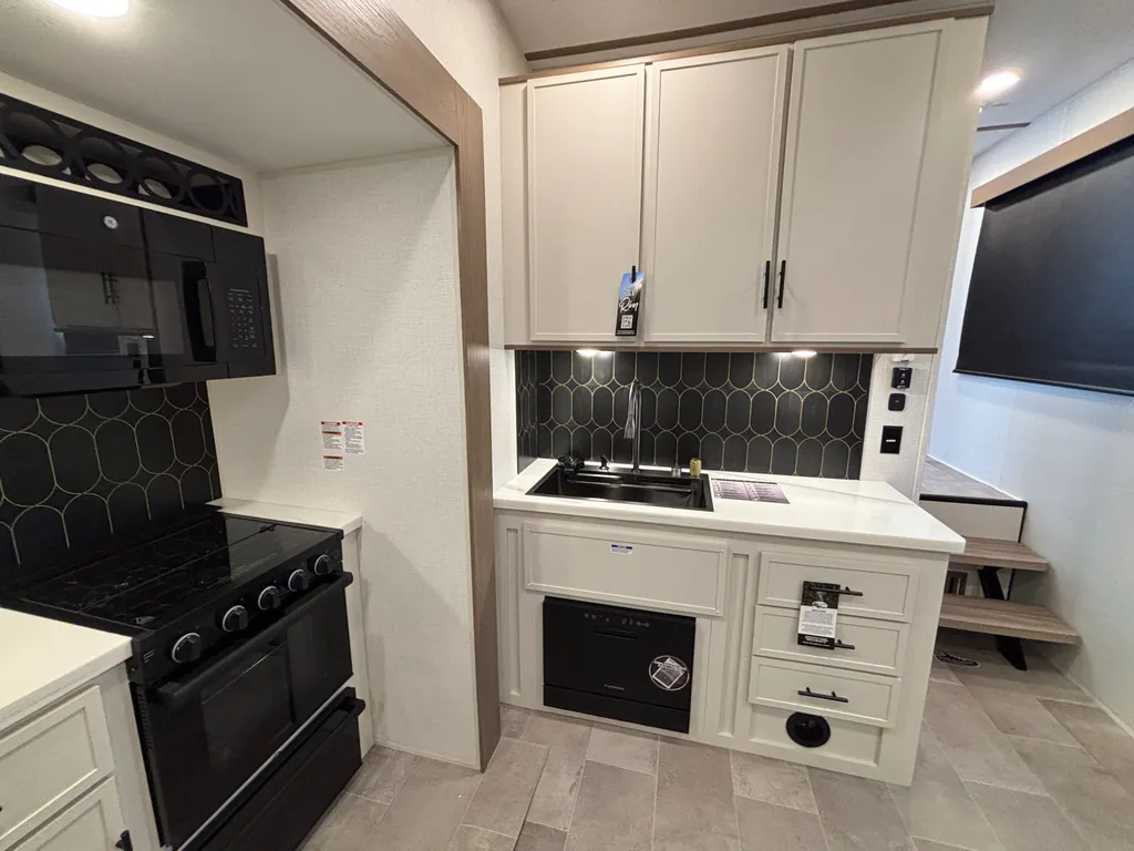 2027 Forest River Impression 36BR3, Photos photo 17