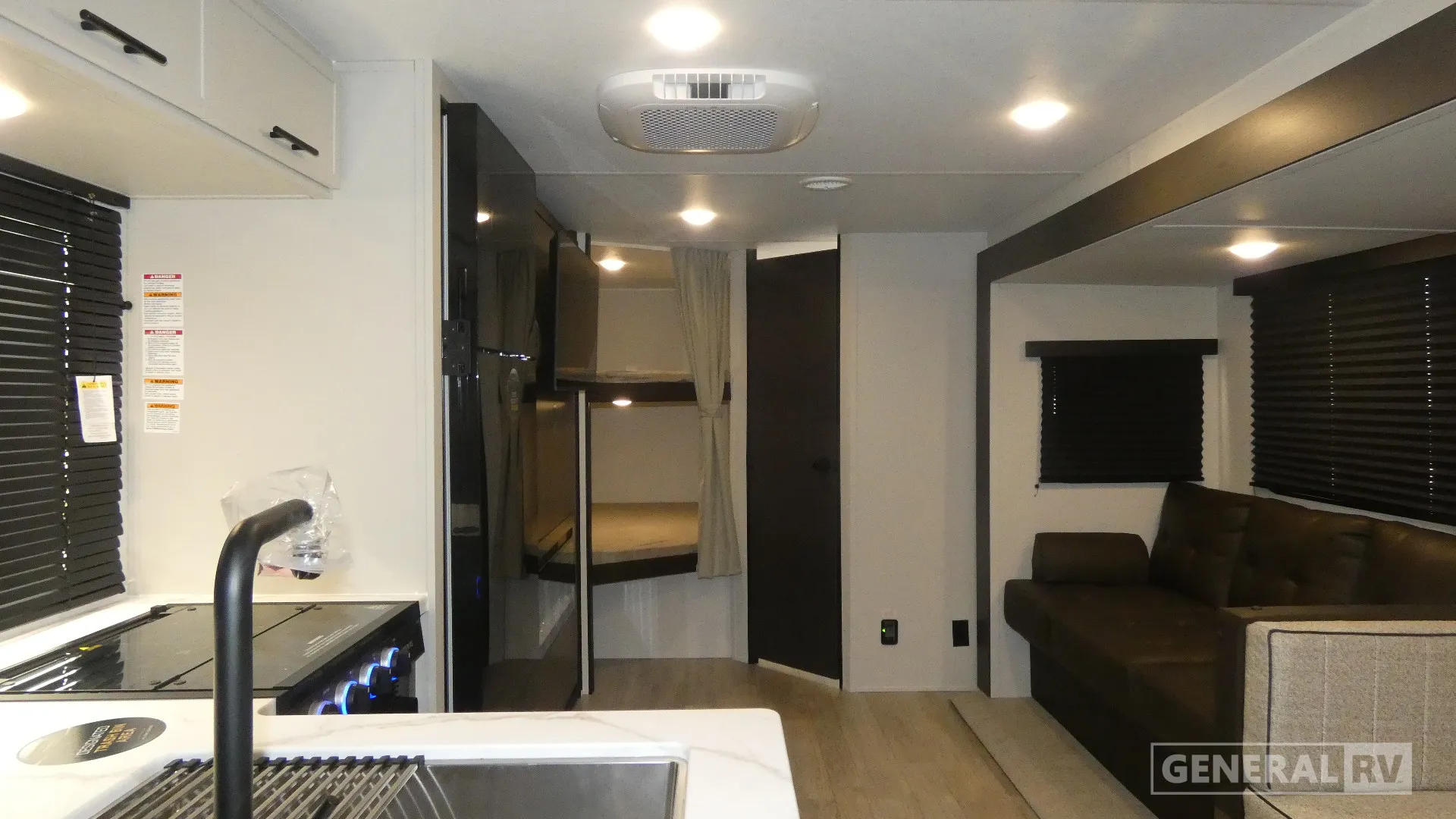 2027 Prime Time RV Avenger 26DBS - Photo 3