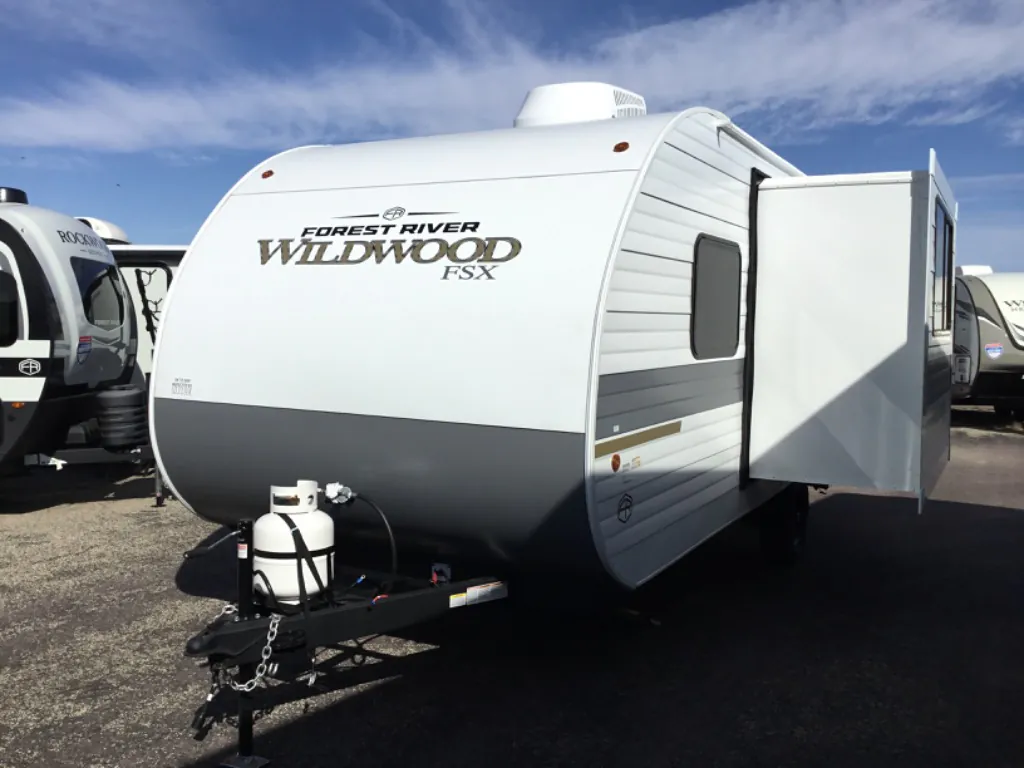 2027 Forest River Wildwood FSX 178BH, Photos photo 2