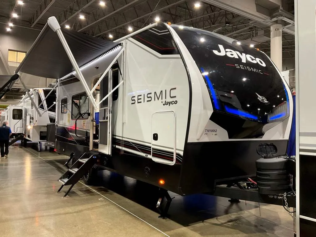 2026 Jayco Seismic Travel Trailer Toy Hauler 214 - Photo 2