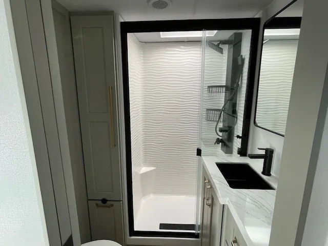 2026 Brinkley Model G 3970, Photos photo 31