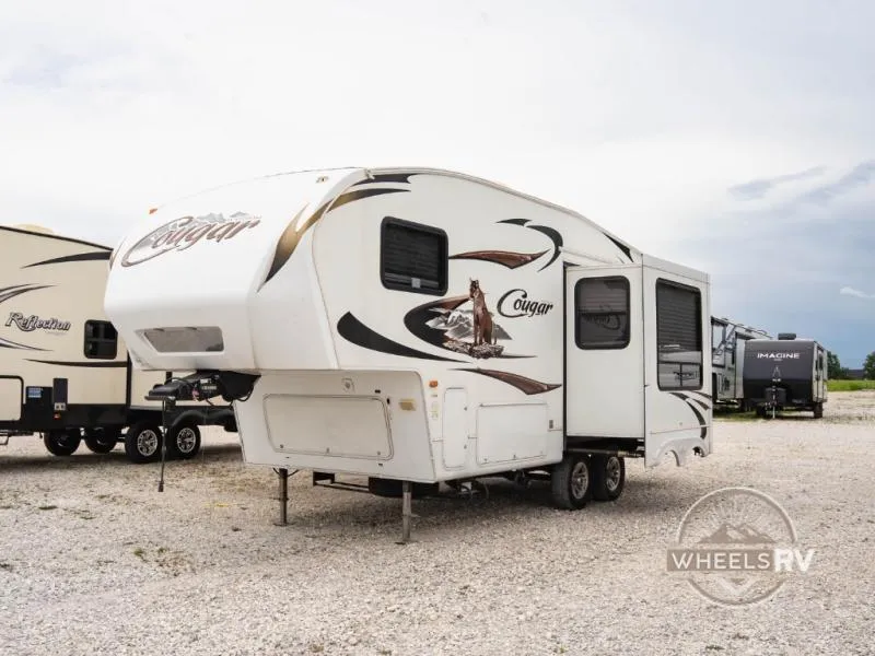 2011 Keystone RV Cougar 245RKS - Photo 3