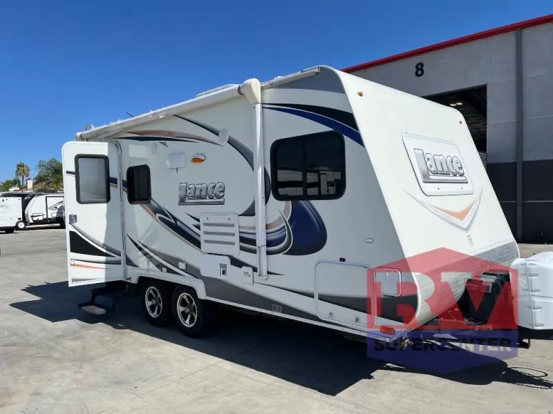 2015 Lance Lance Travel Trailers Used    1685 - Main photo