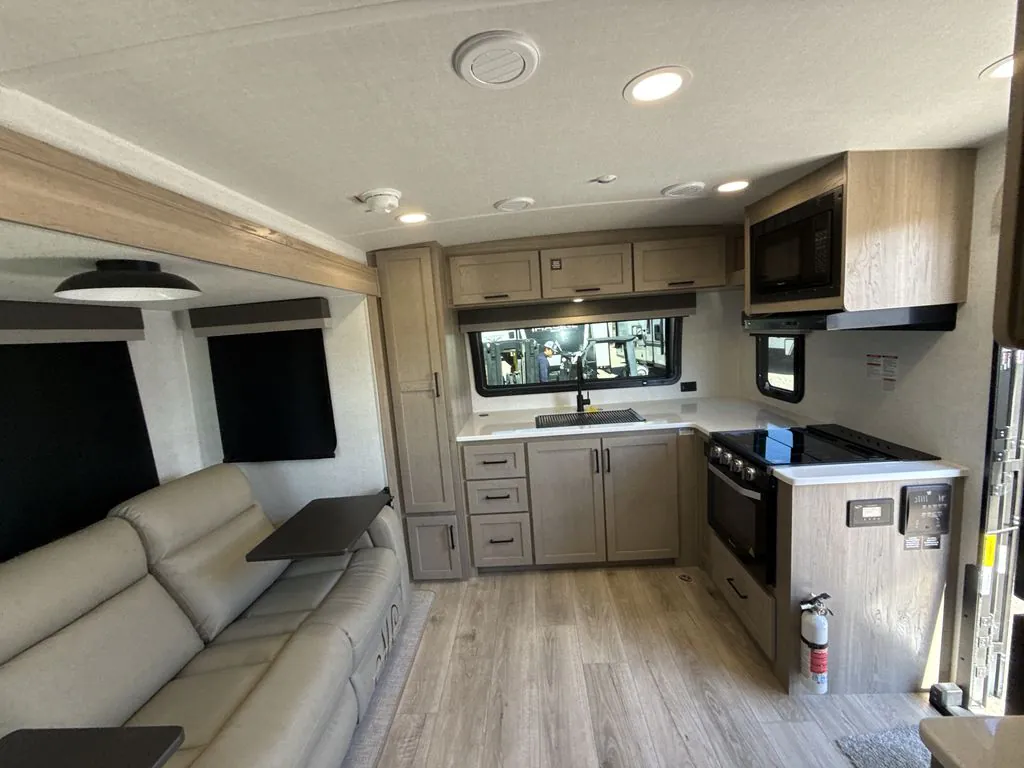 2026 Forest River Rockwood Mini Lite 2506FK - Photo 4