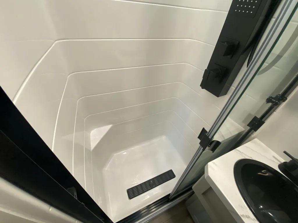 2026 Brinkley Model G 3970, Photos photo 35