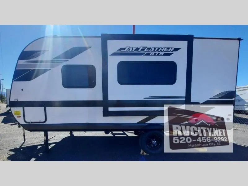 2026 Jayco Jay Feather Air 18FBS - Photo 3