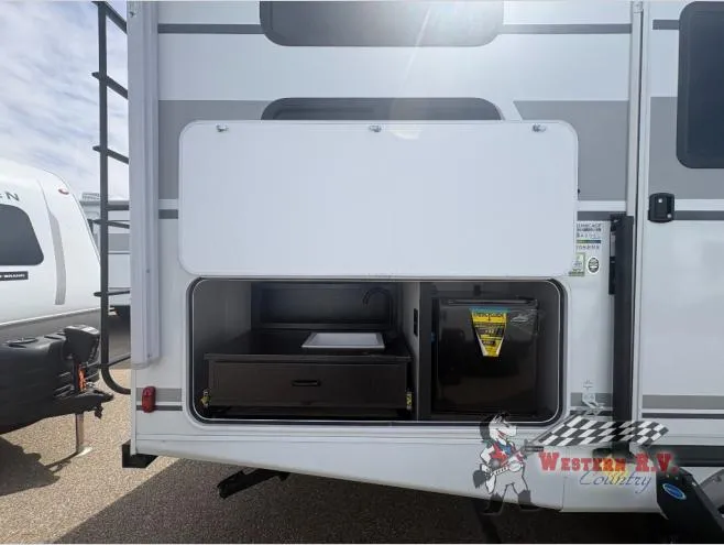 2026 Coachmen Freedom Express Ultra Lite 258BHS - Photo 3