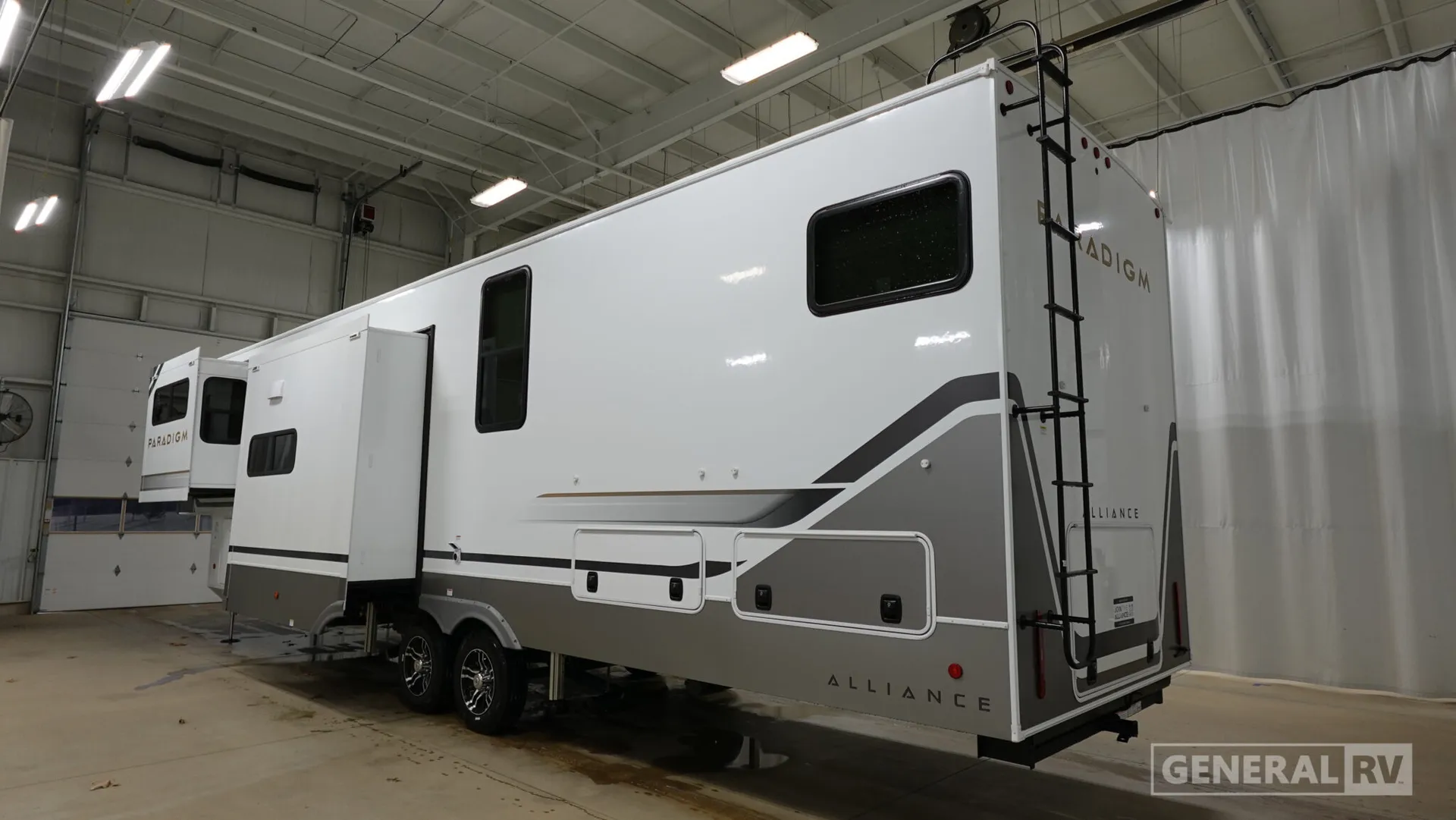 2026 Alliance RV Paradigm 385FL - Photo 4