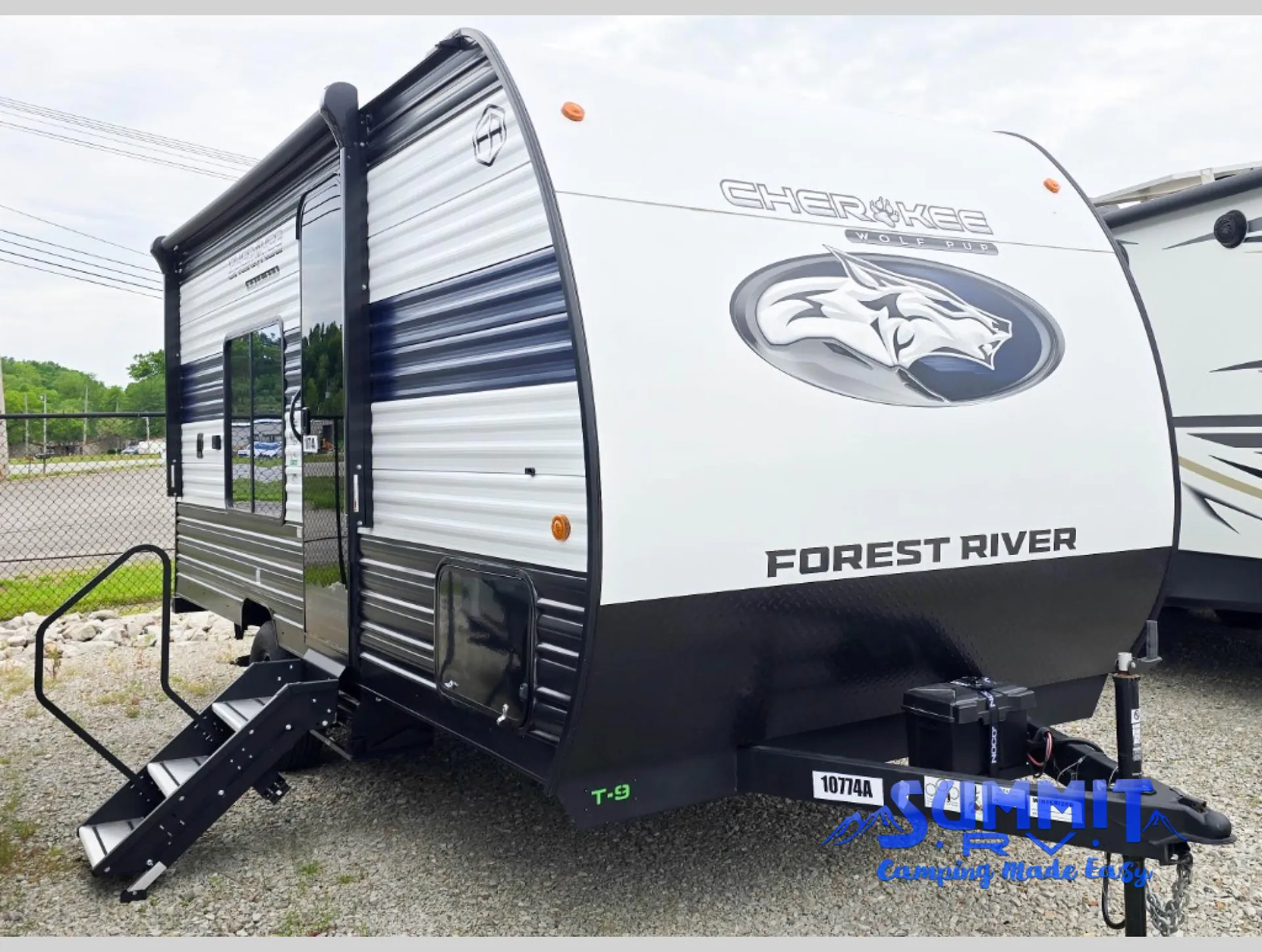 2025 Forest River Cherokee Wolf Pup 17EV - Photo 2