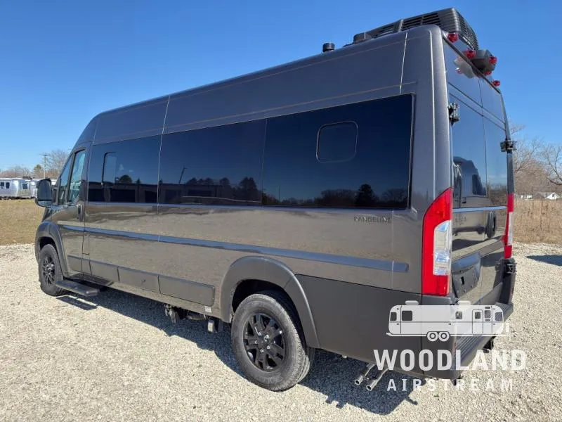 2026 Airstream Rangeline New    Std. Model - Photo 4