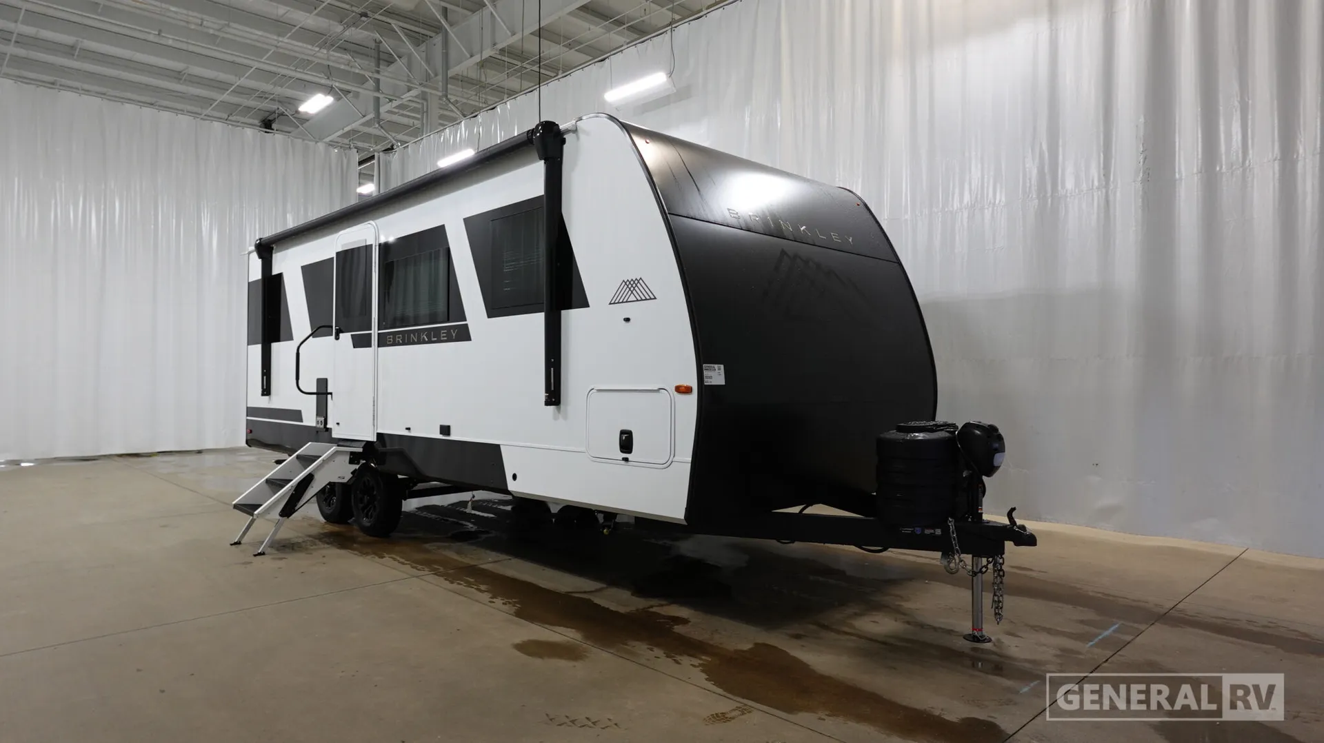 2026 Brinkley Model Ix 23X - Photo 2