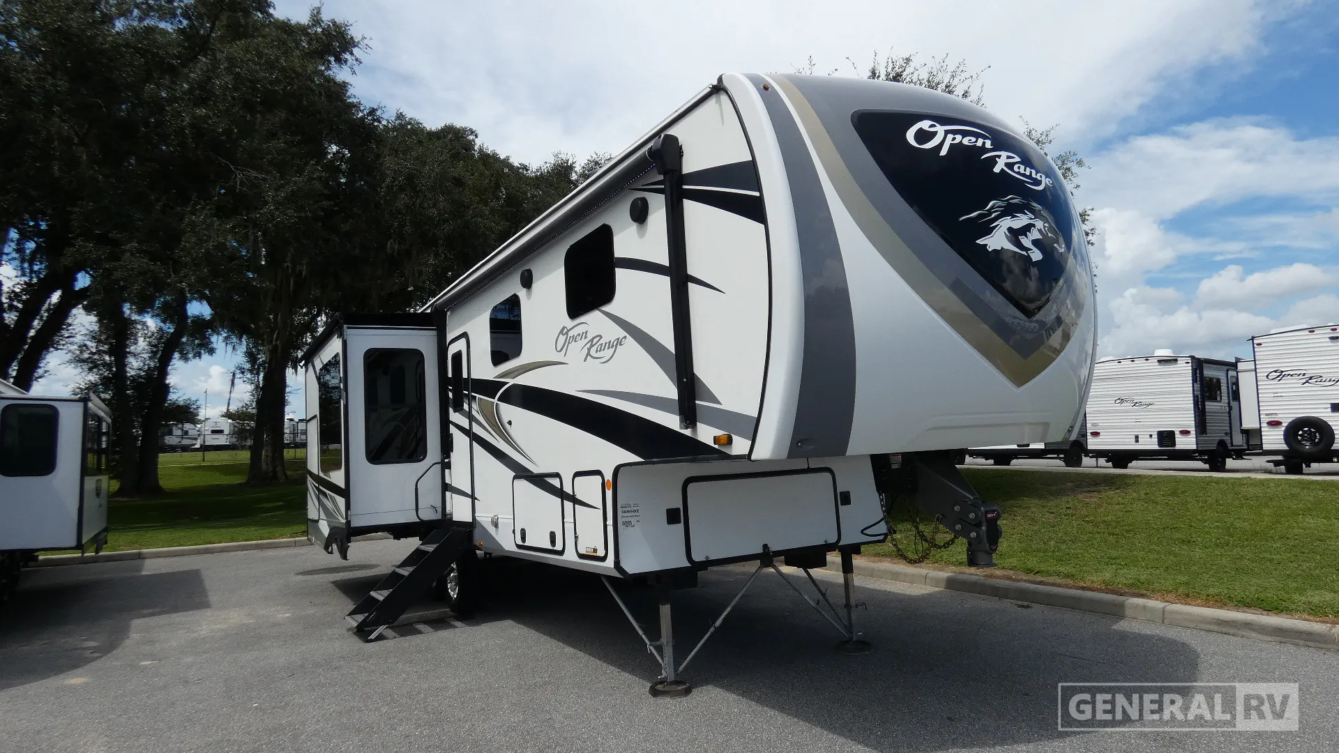 2022 Highland Ridge Open Range 284RLS - Photo 2