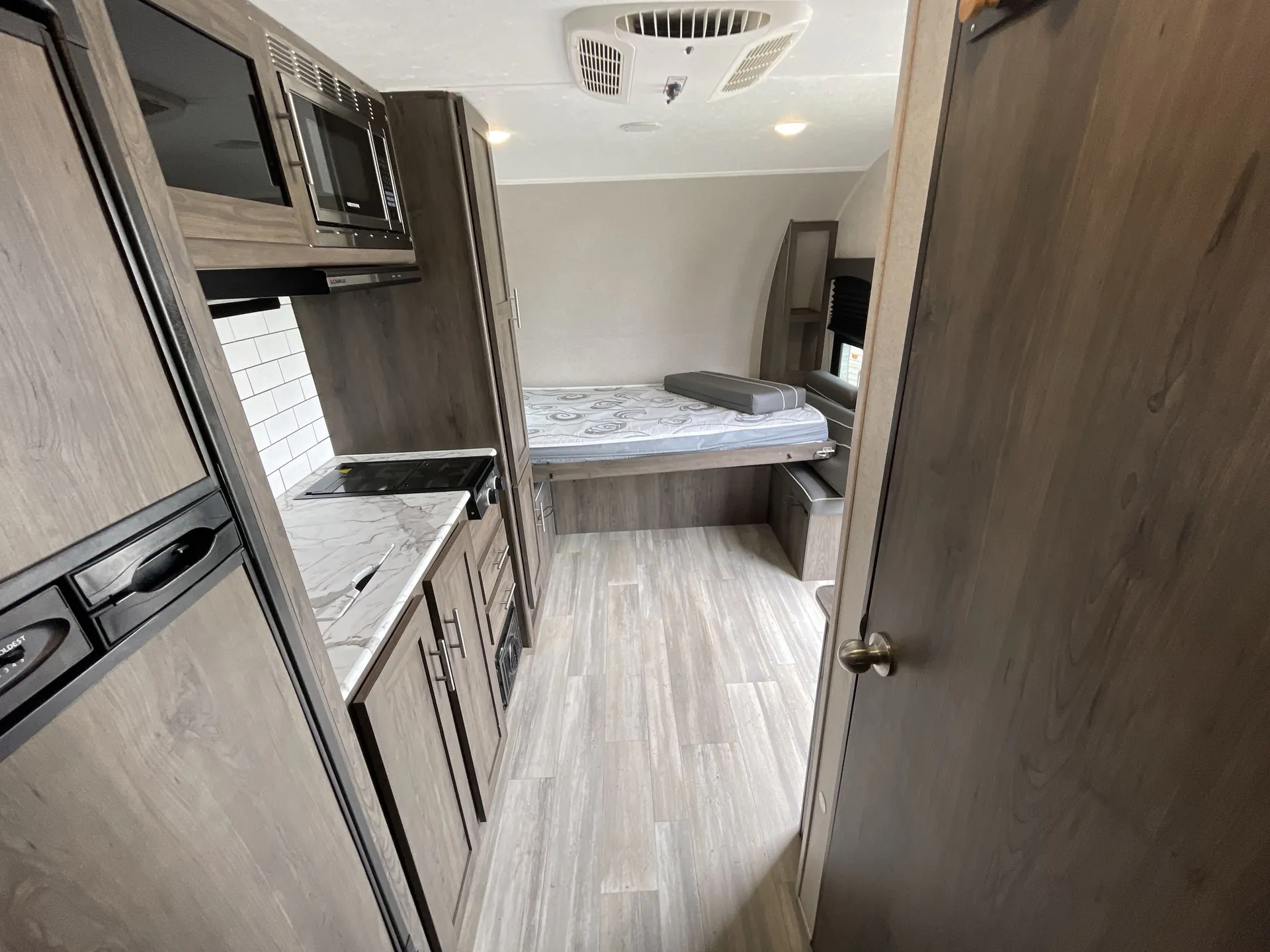 2021 Coachmen Viking Ultra-Lite 182DBU — living area main