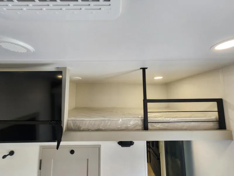 2026 Brinkley Model G 3970, Photos photo 34