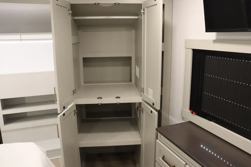 2026 Brinkley Model Z 3515, Photos photo 47