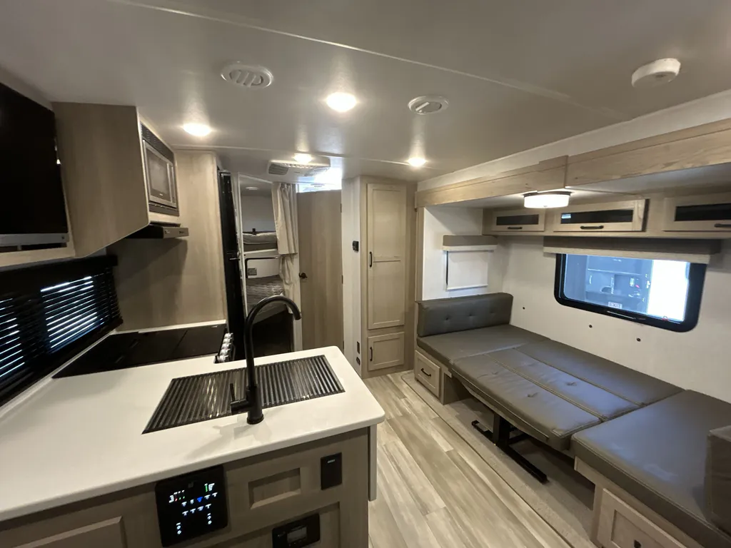 2024 Forest River Flagstaff Micro Lite 25BRDS, Photos photo 4