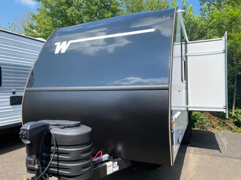 2026 Winnebago Micro Minnie 2108DS - Photo 2