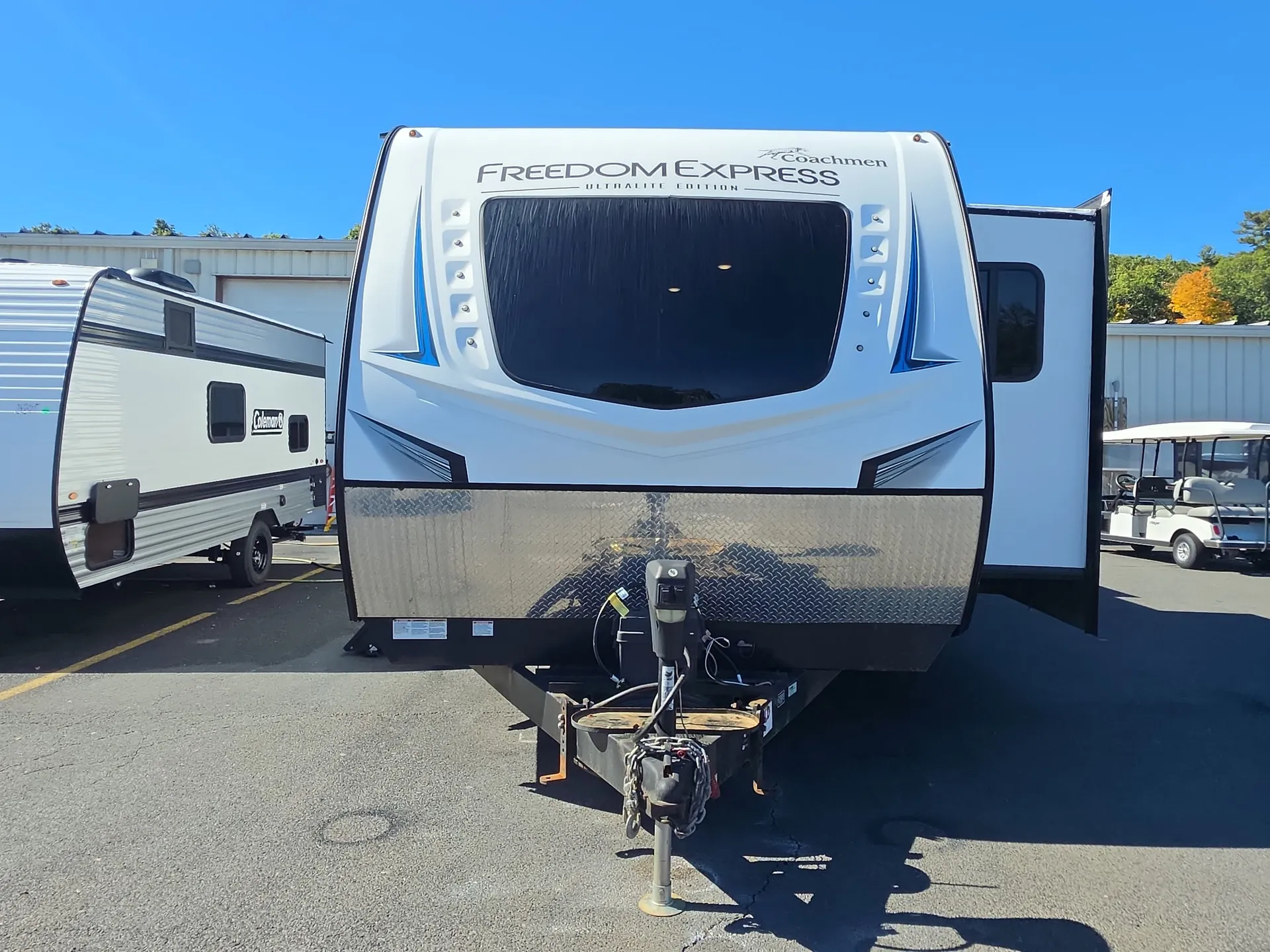 2021 Coachmen Freedom Express 259FKDS — front