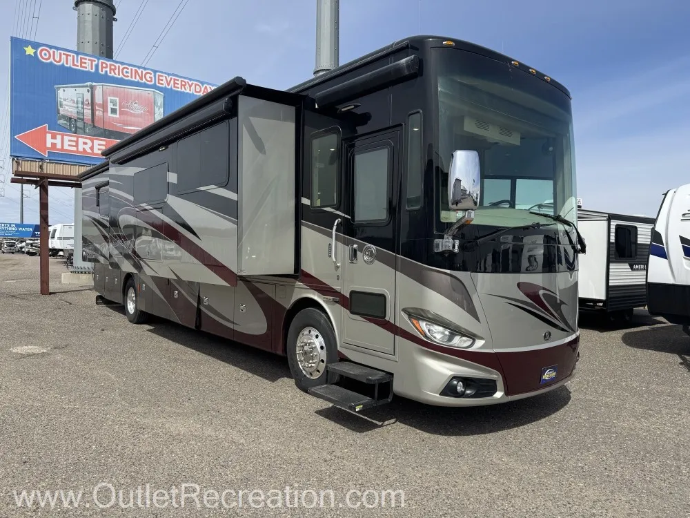 2018 Tiffin Phaeton 40 IH - Photo 2