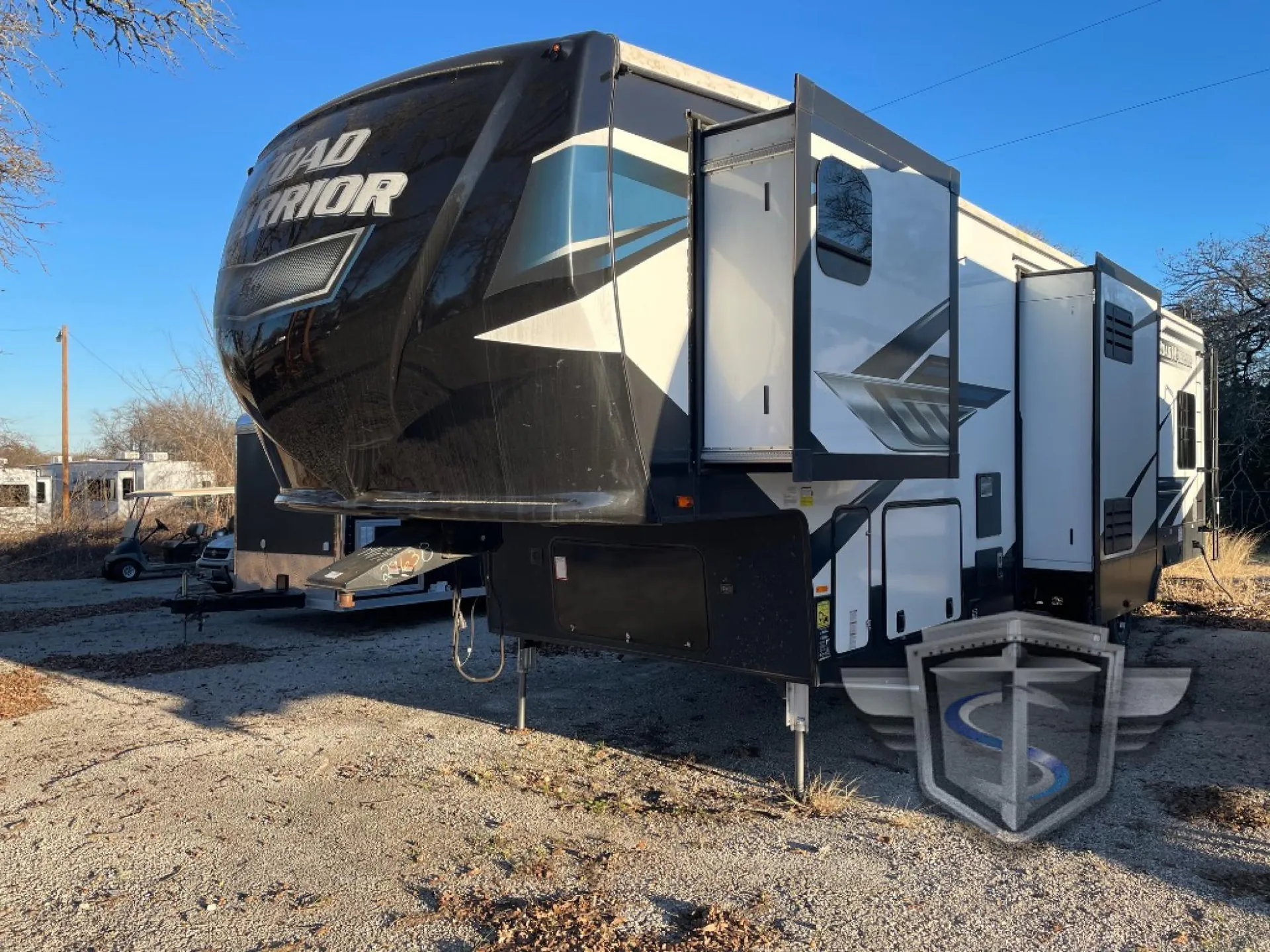 2022 Heartland Road Warrior 375