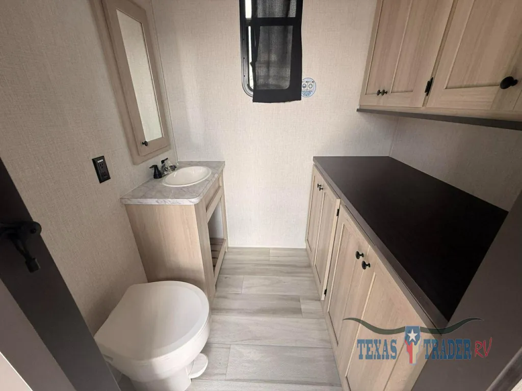 2026 Forest River Cardinal 37GALLEY, Photos photo 11