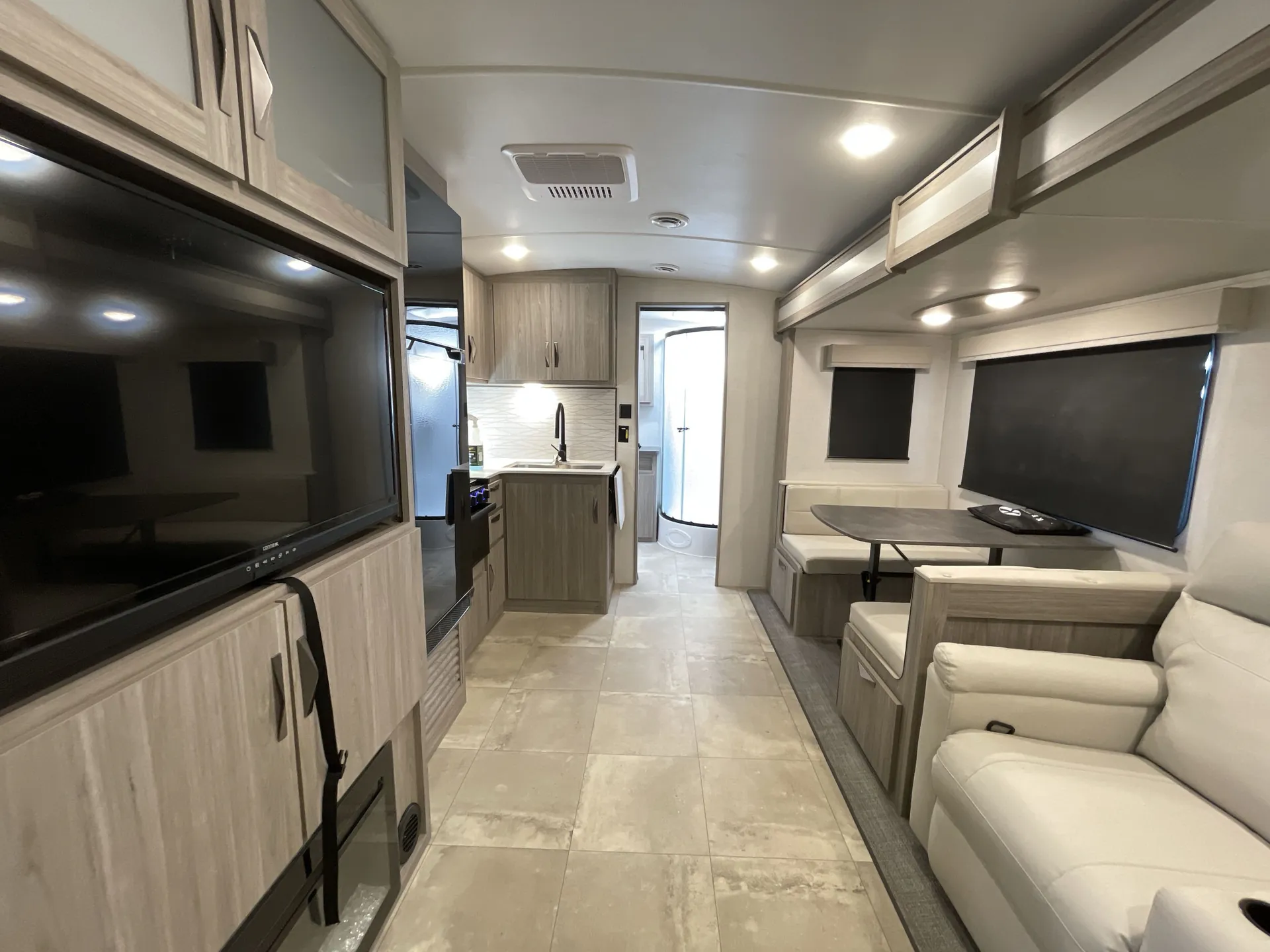 2024 Keystone Passport 2605RB — living area main