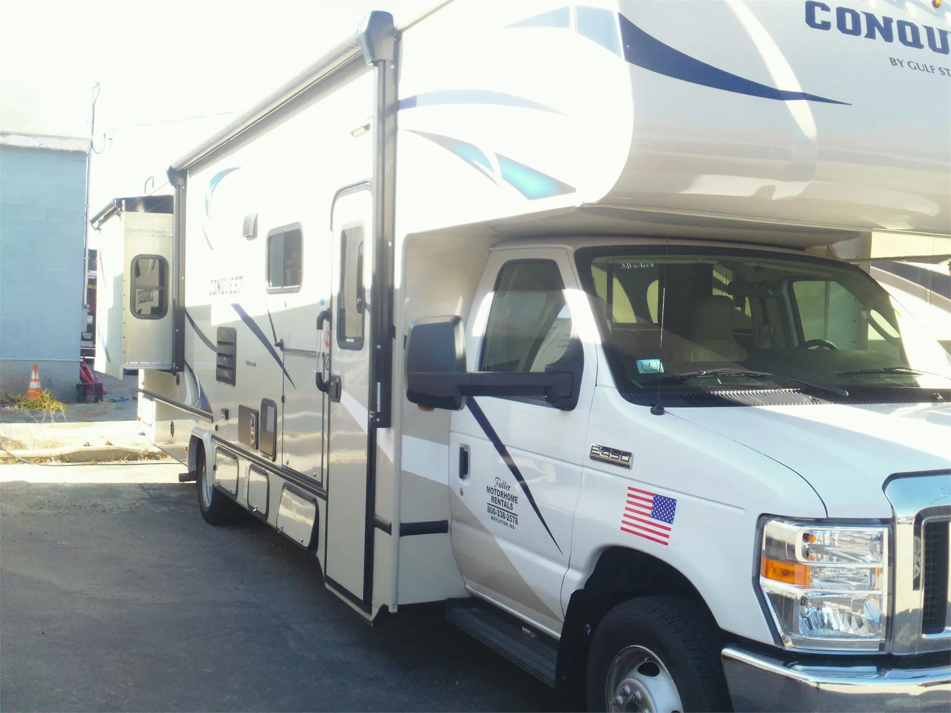 2018 Gulf Stream Conquest Class C 6320 - Photo 2