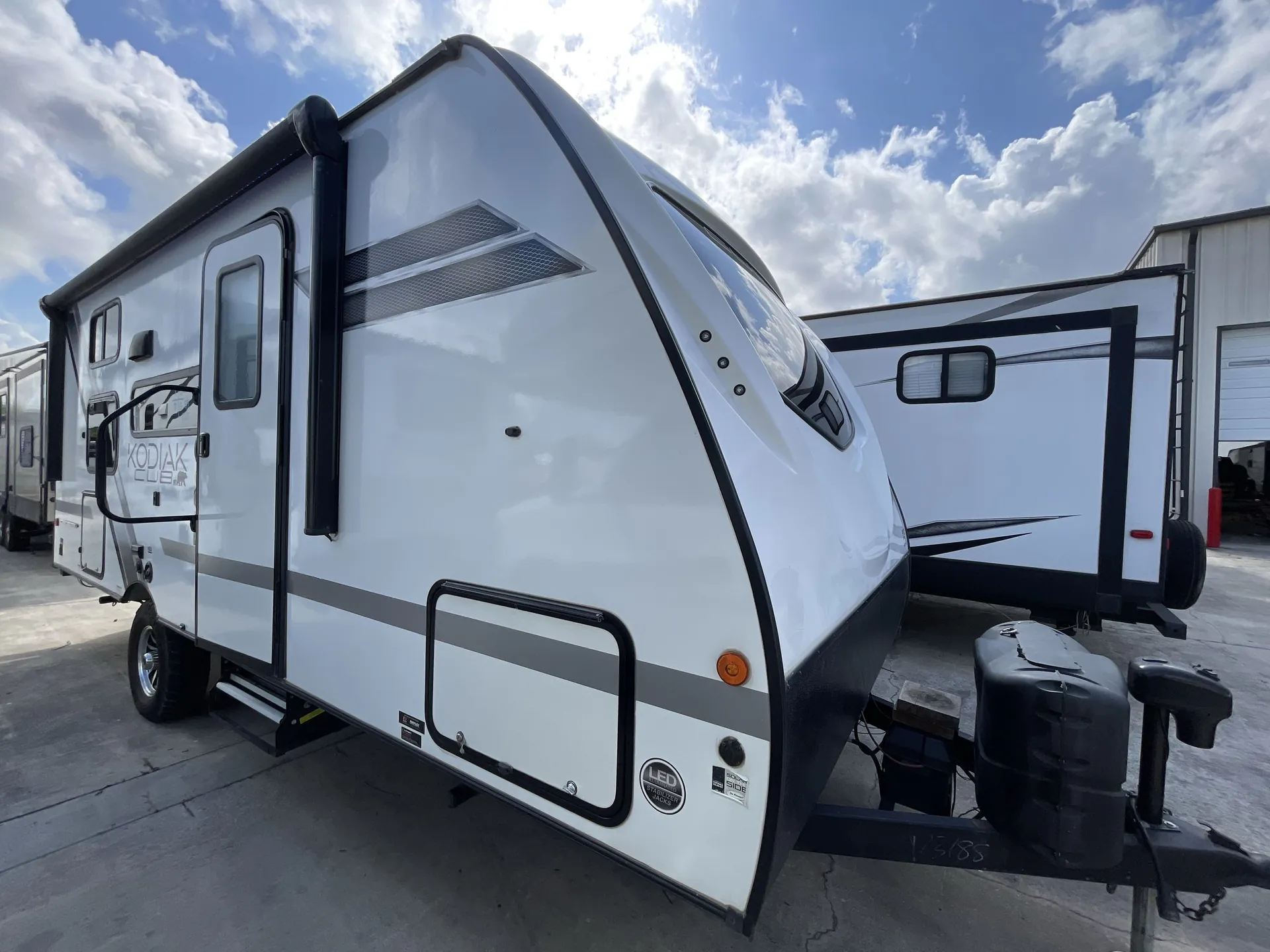 2022 Dutchmen Kodiak Cub 196BH dealer photo 1 from Camping World