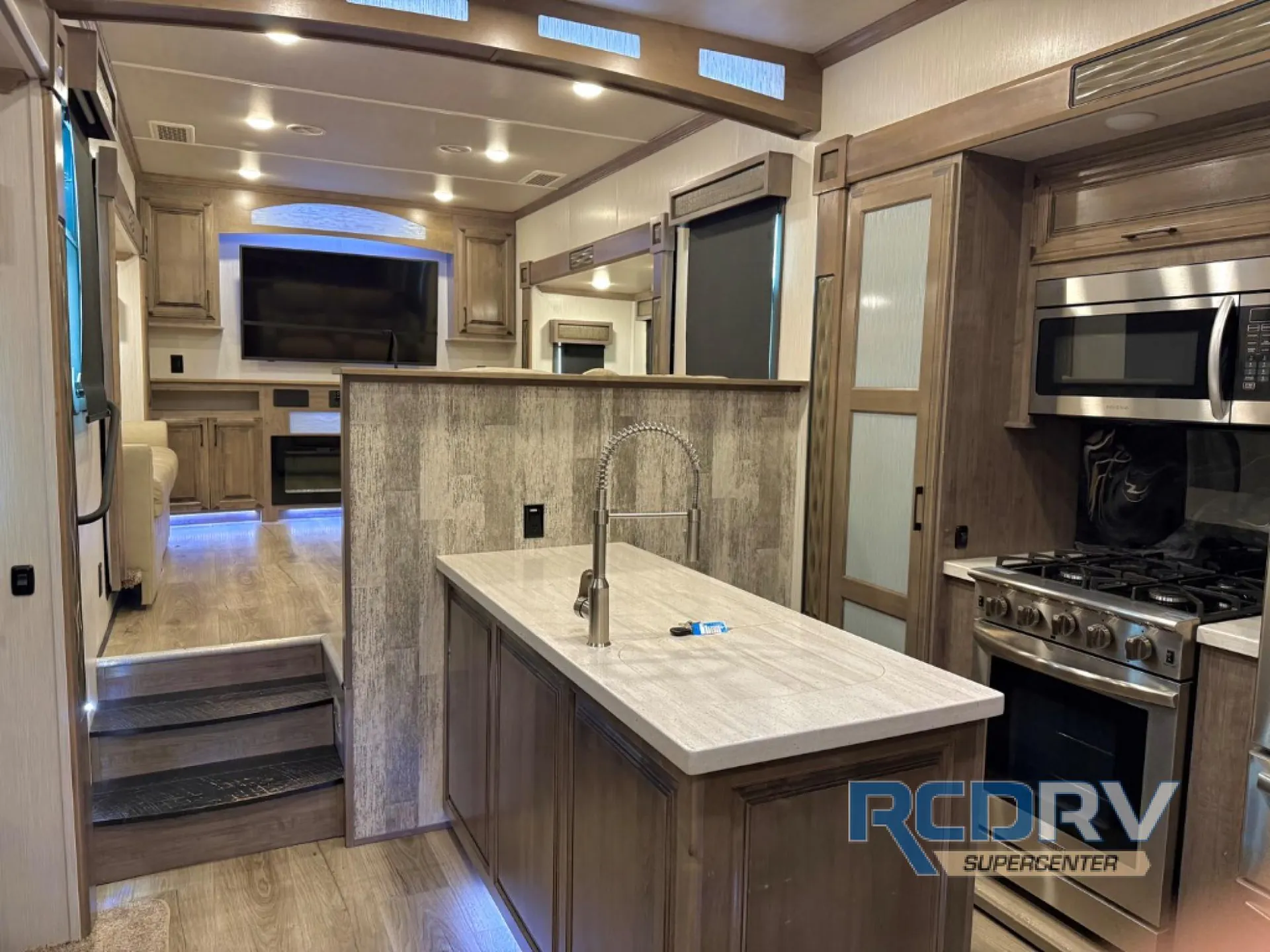 2020 Forest River Cedar Creek Champagne Edition 38ERD - Photo 3