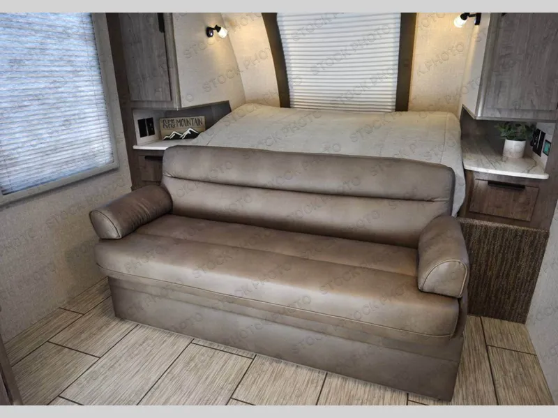 2026 Lance Lance Travel Trailers 1875 - Photo 3