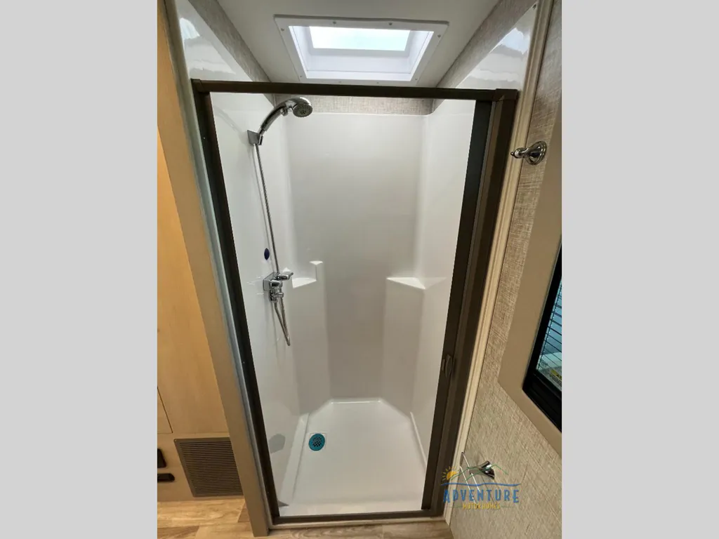2025 Tiffin Wayfarer 25 XRW, Photos photo 11