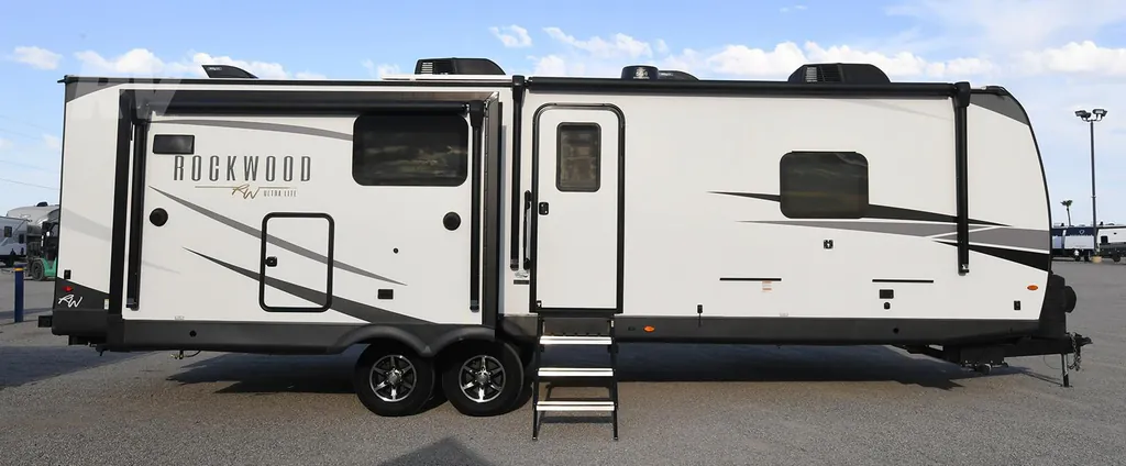 2024 Forest River Rockwood Ultra Lite 2720IK, Photos photo 11