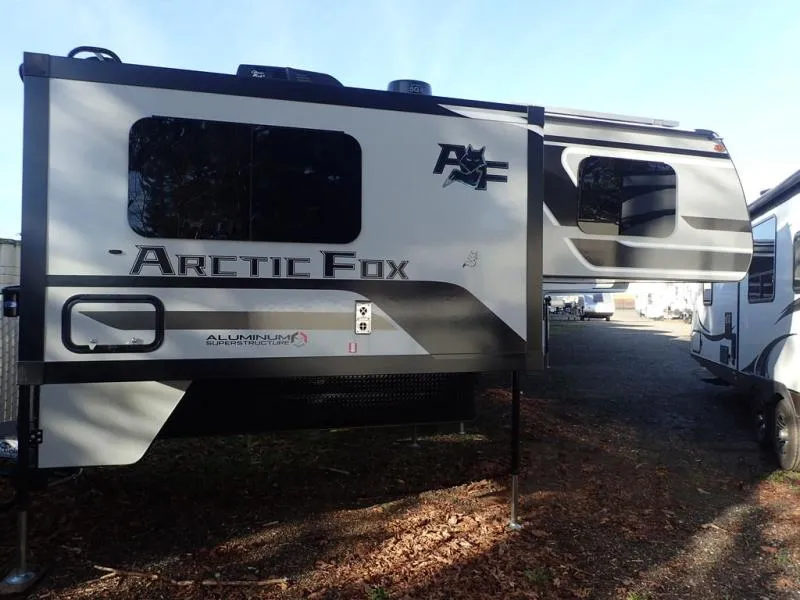 2026 Northwood Arctic Fox Camper 990 - Photo 2