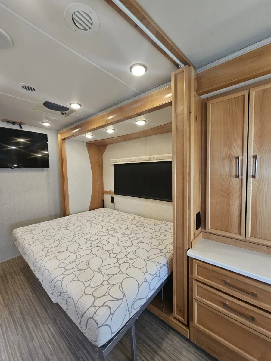 2018 Tiffin Wayfarer 24 FW, Photos photo 20