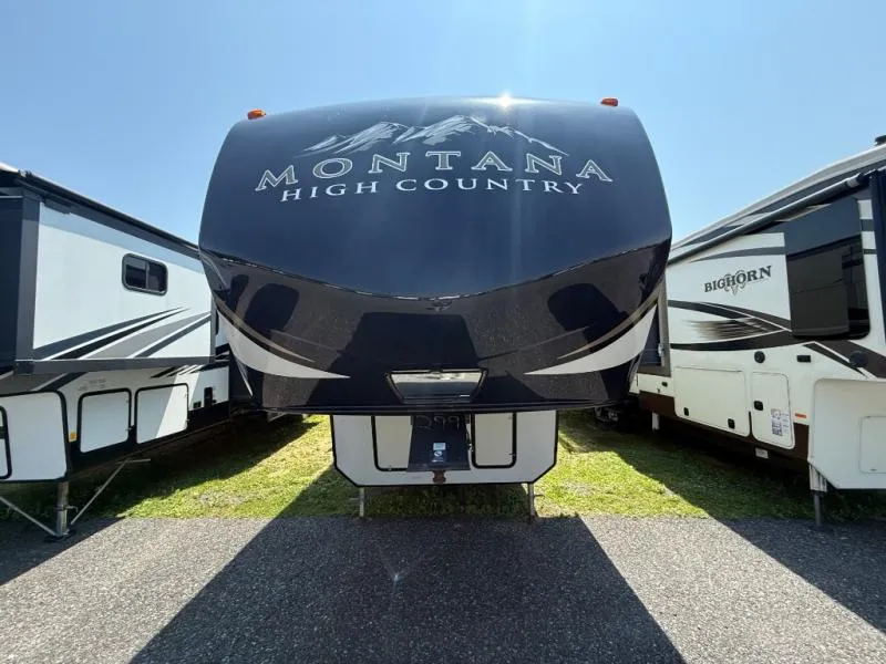 2017 Keystone RV Montana High Country 340BH - Photo 2