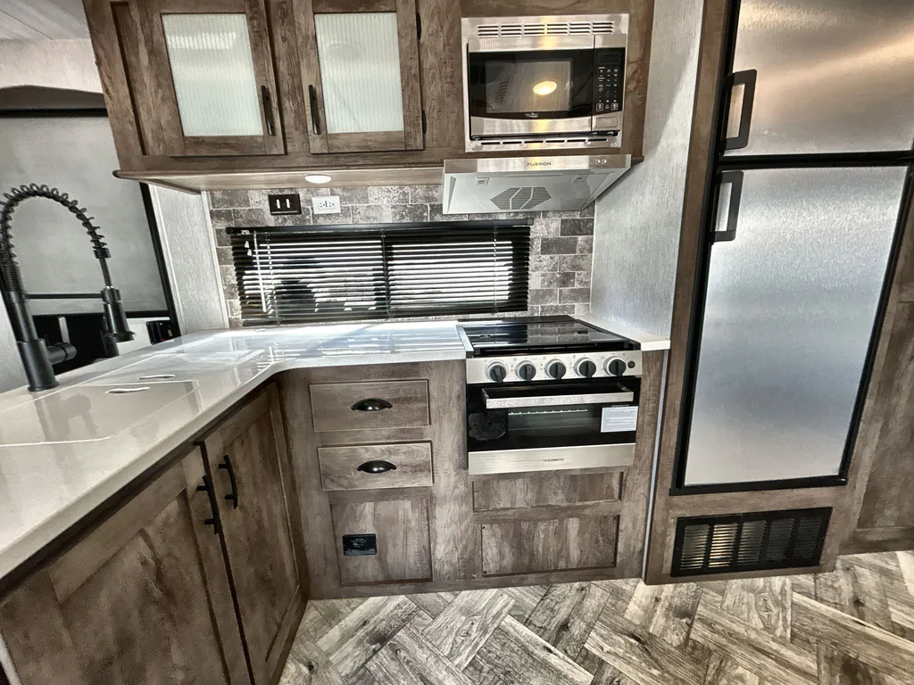 2022 Forest River EVO T2850, Photos photo 17