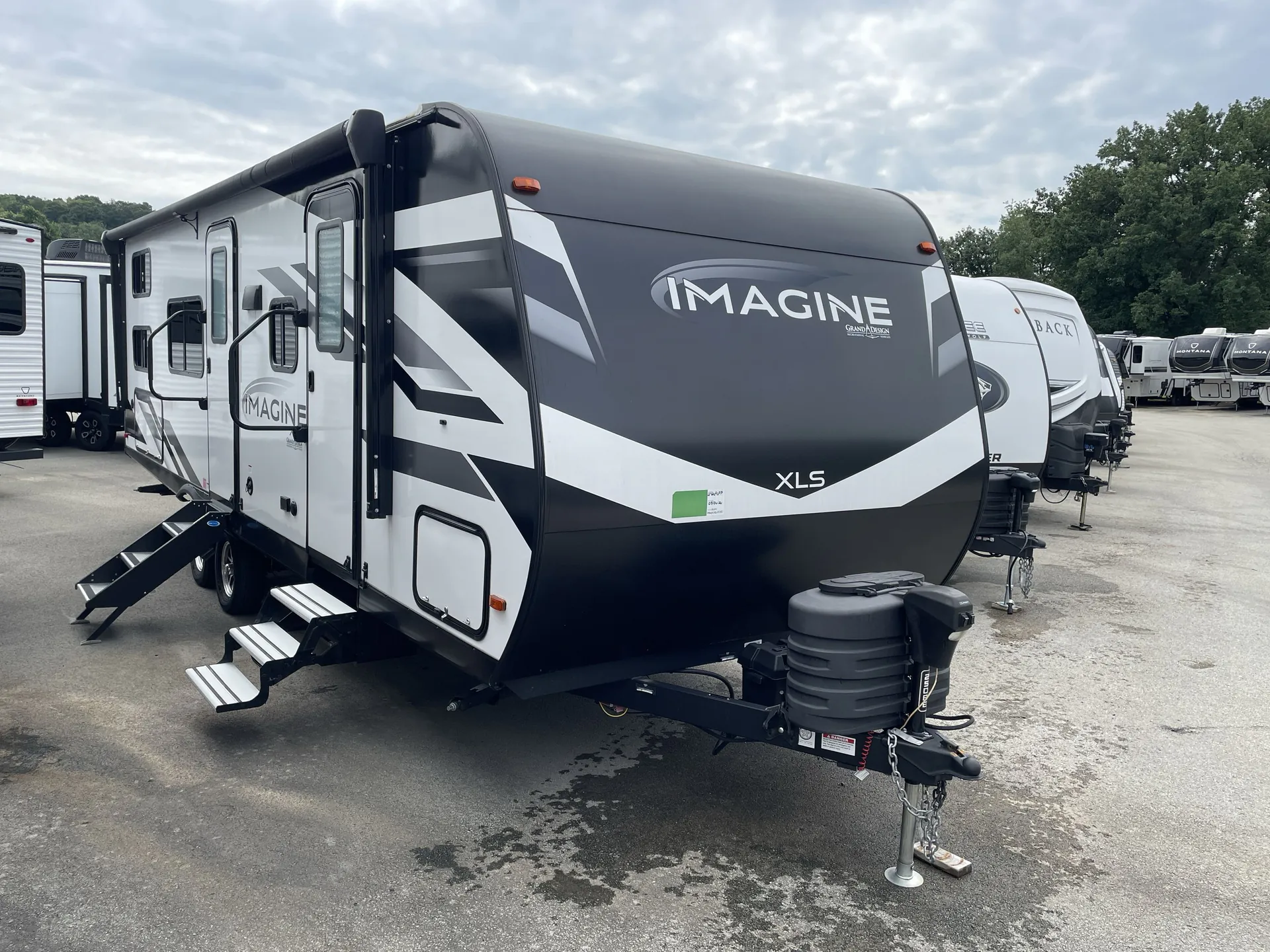 2024 Grand Design Imagine XLS 25DBE - Photo 2