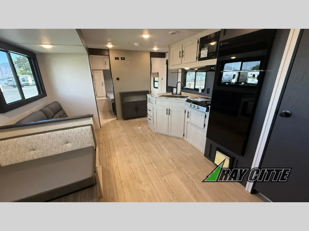 2027 Shasta RVs i-5 Edition 527BHS, Photos photo 4