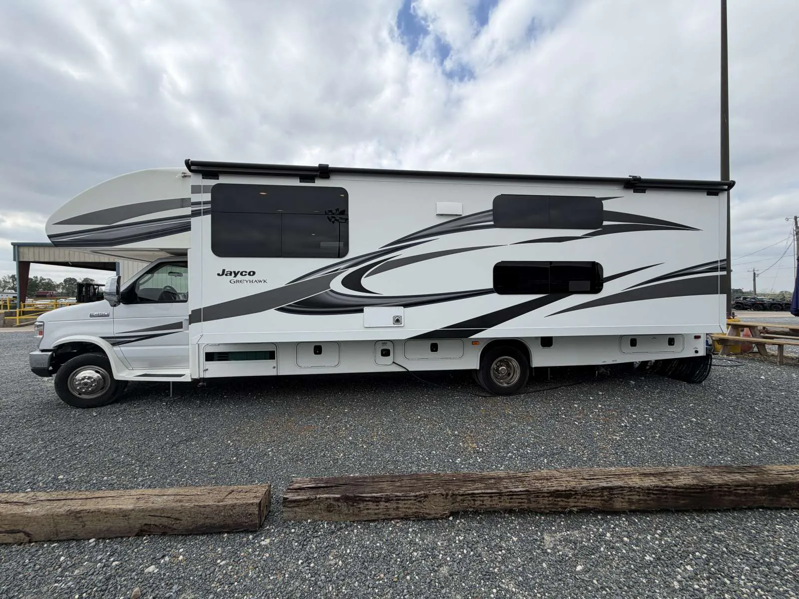 2019 Jayco Greyhawk 31F - Photo 4