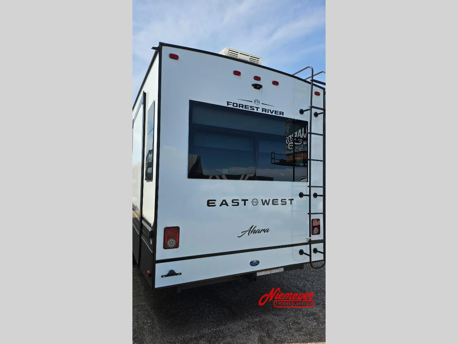 2026 East to West Ahara 297MK - Photo 4